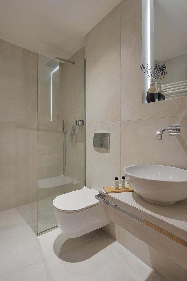 Petrou Suites Giannina Esterno foto